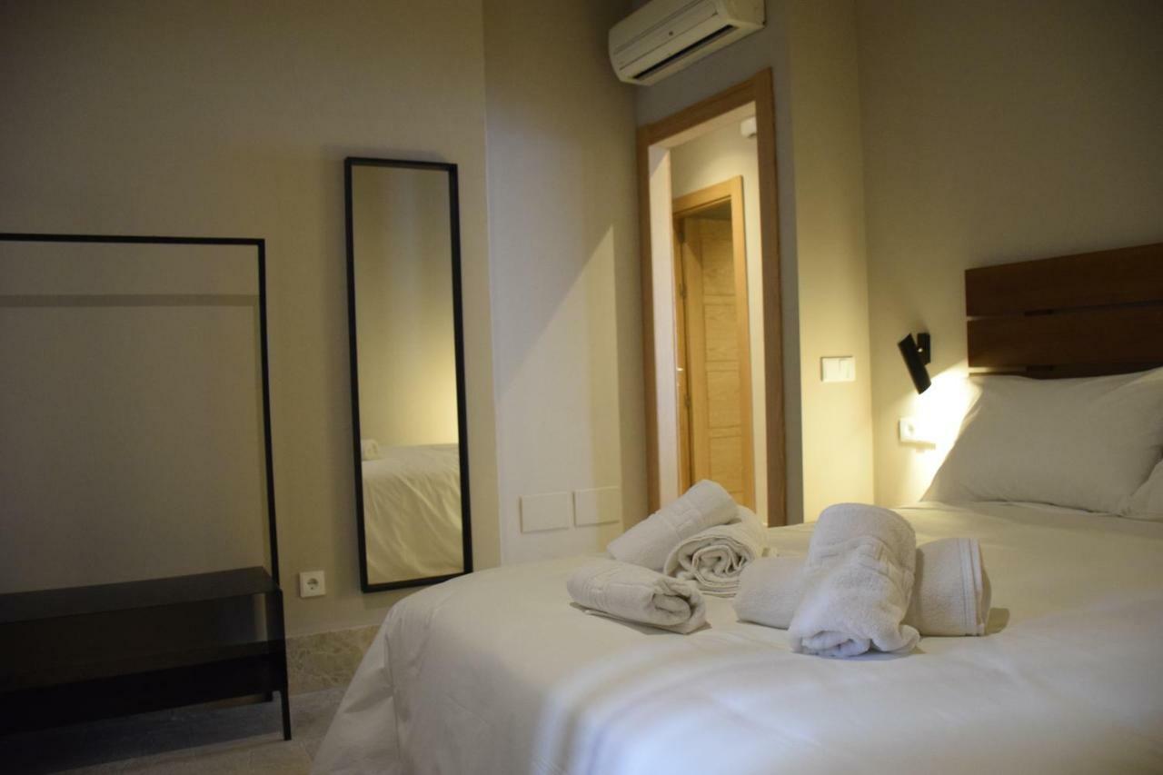 Chacon Apartments & Suites Estepona Ngoại thất bức ảnh